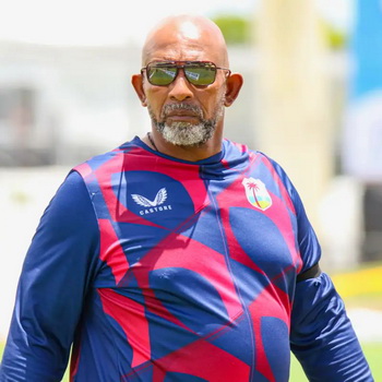 Phil Simmons Biography